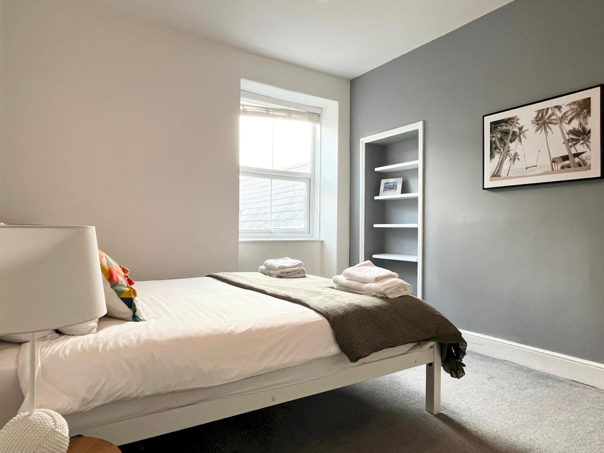 Spacious Home Near Seafront & Train Station 5 Bed Sleeps 10- Central Penzance Exteriér fotografie